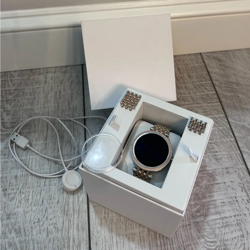 Michael Kors Gen 5E Darci Pavé Two-Tone Smart Watch
